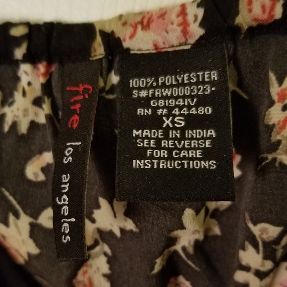 Romper - Picture 2 of 4